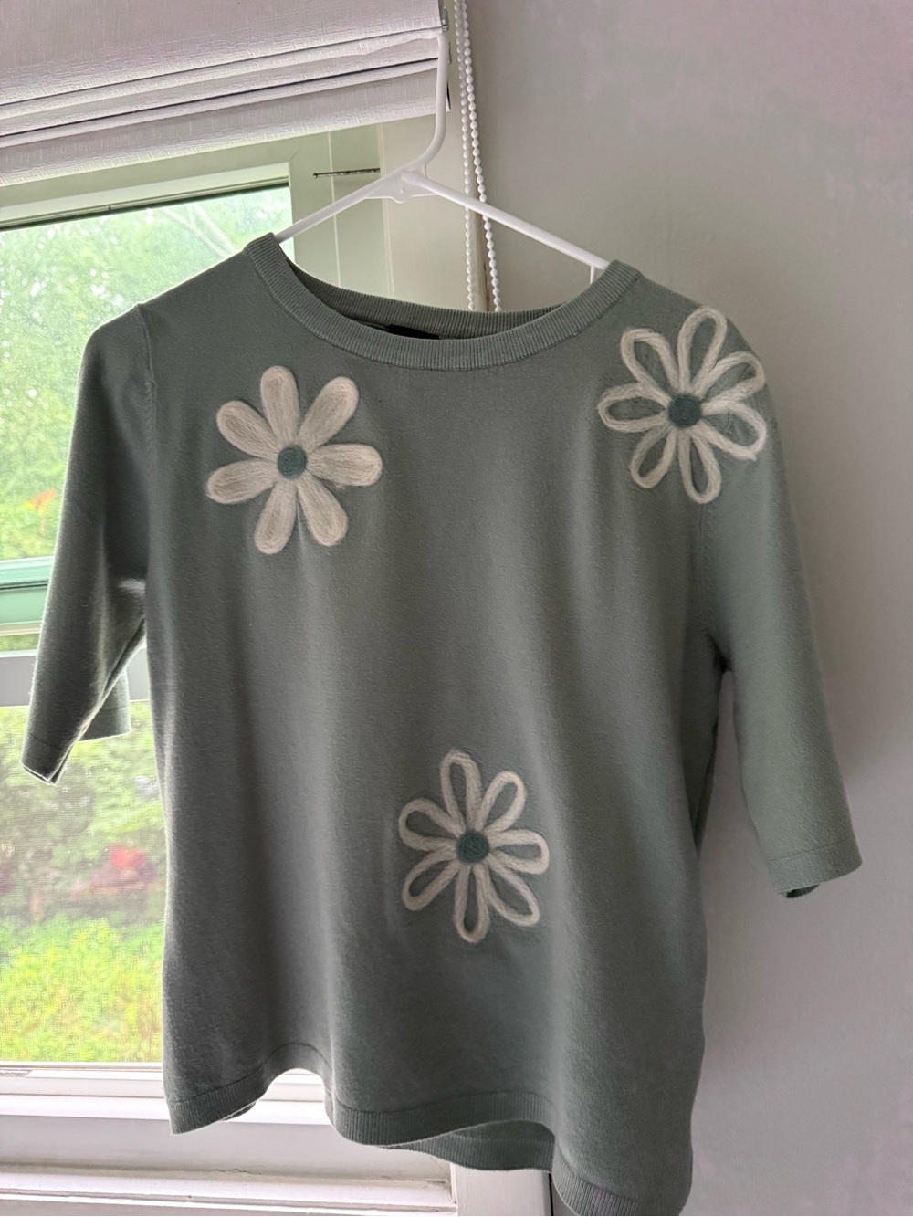 Aaeda Sage Green Short-Sleeve Sweater with Daisy Details